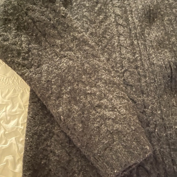 J Crew 100% Wool Sweater - Picture 5 of 8